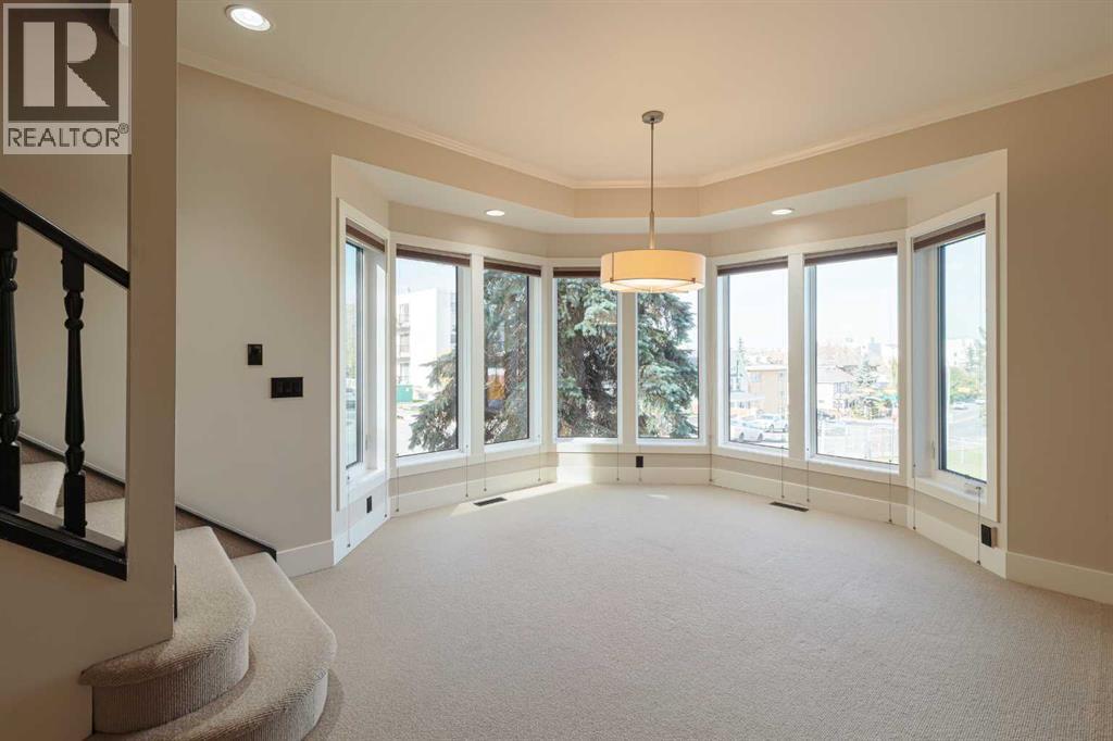 1425 Colborne Crescent SW