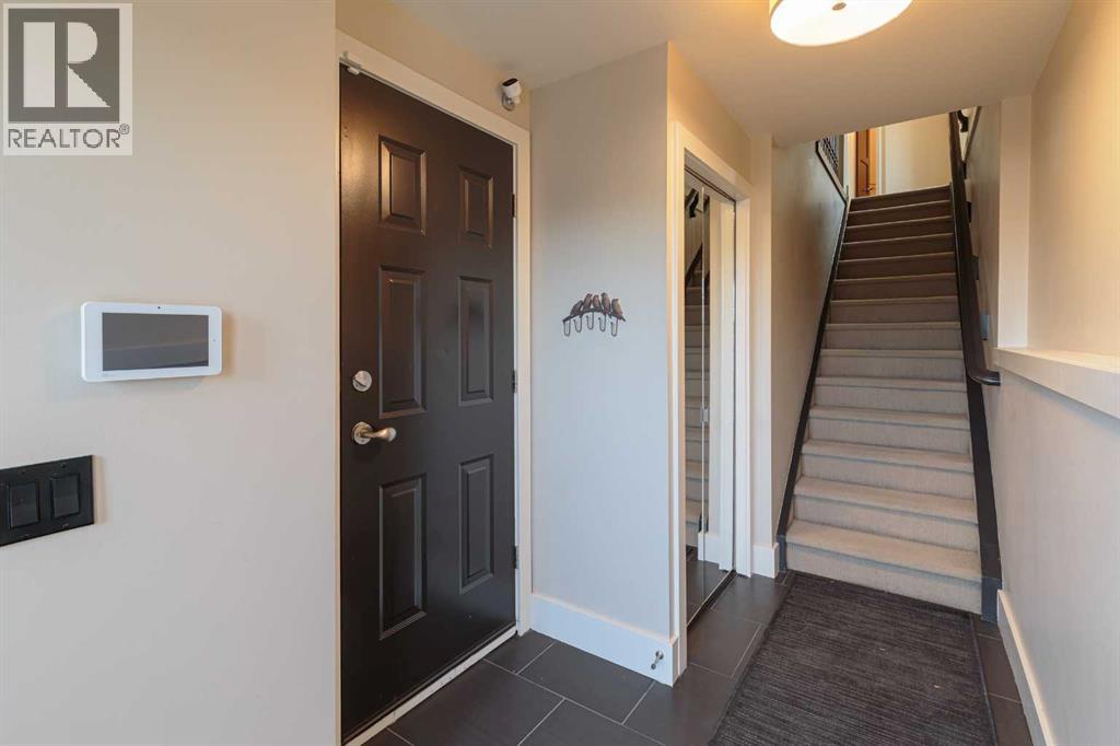 1425 Colborne Crescent SW