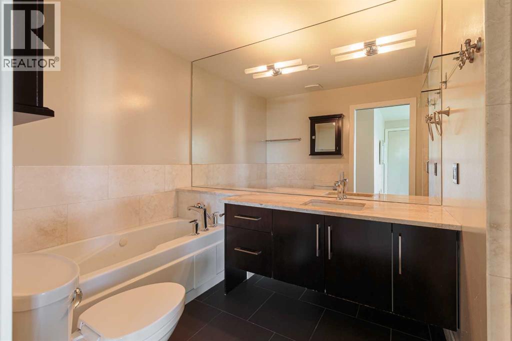 1425 Colborne Crescent SW