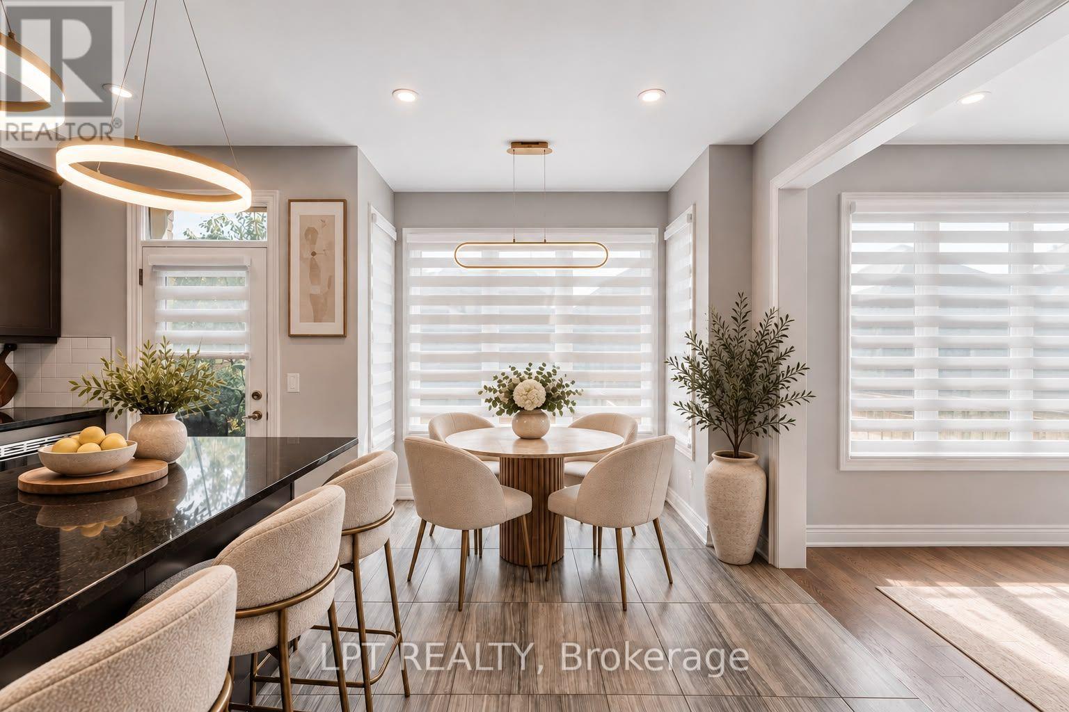 33 Mondial Crescent, East Gwillimbury, Ontario  L9N 0S1 - Photo 4 - N13807712