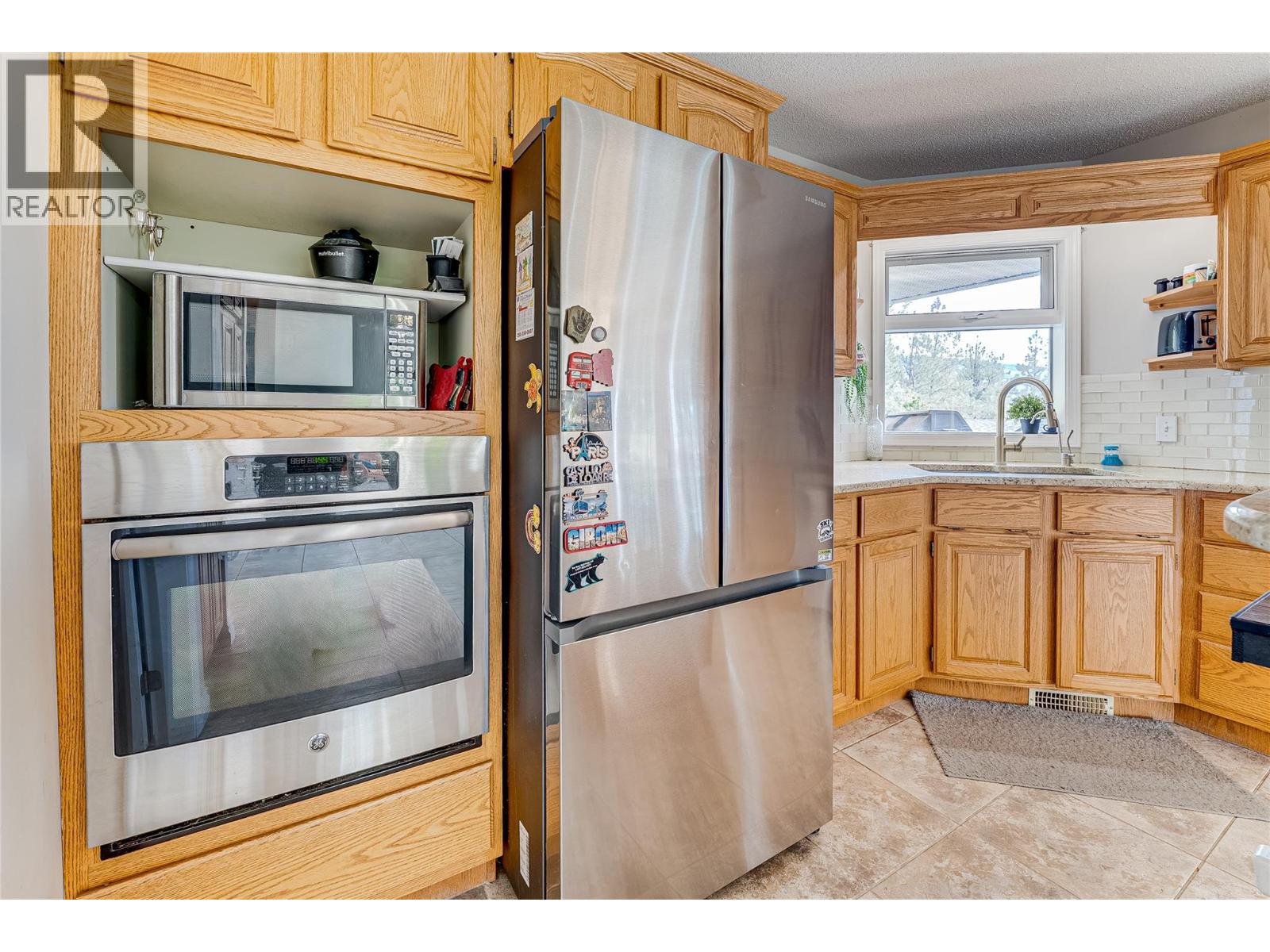 4671 Grandview Flats Road S, Spallumcheen, British Columbia  V4Y 0P6 - Photo 21 - 10397997