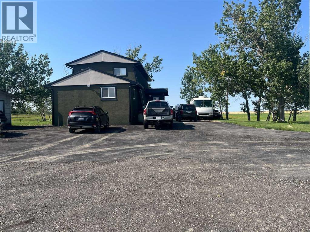 251231 Sunshine Road, Rural Rocky View County, Alberta  T1Z 0M6 - Photo 2 - A2338253