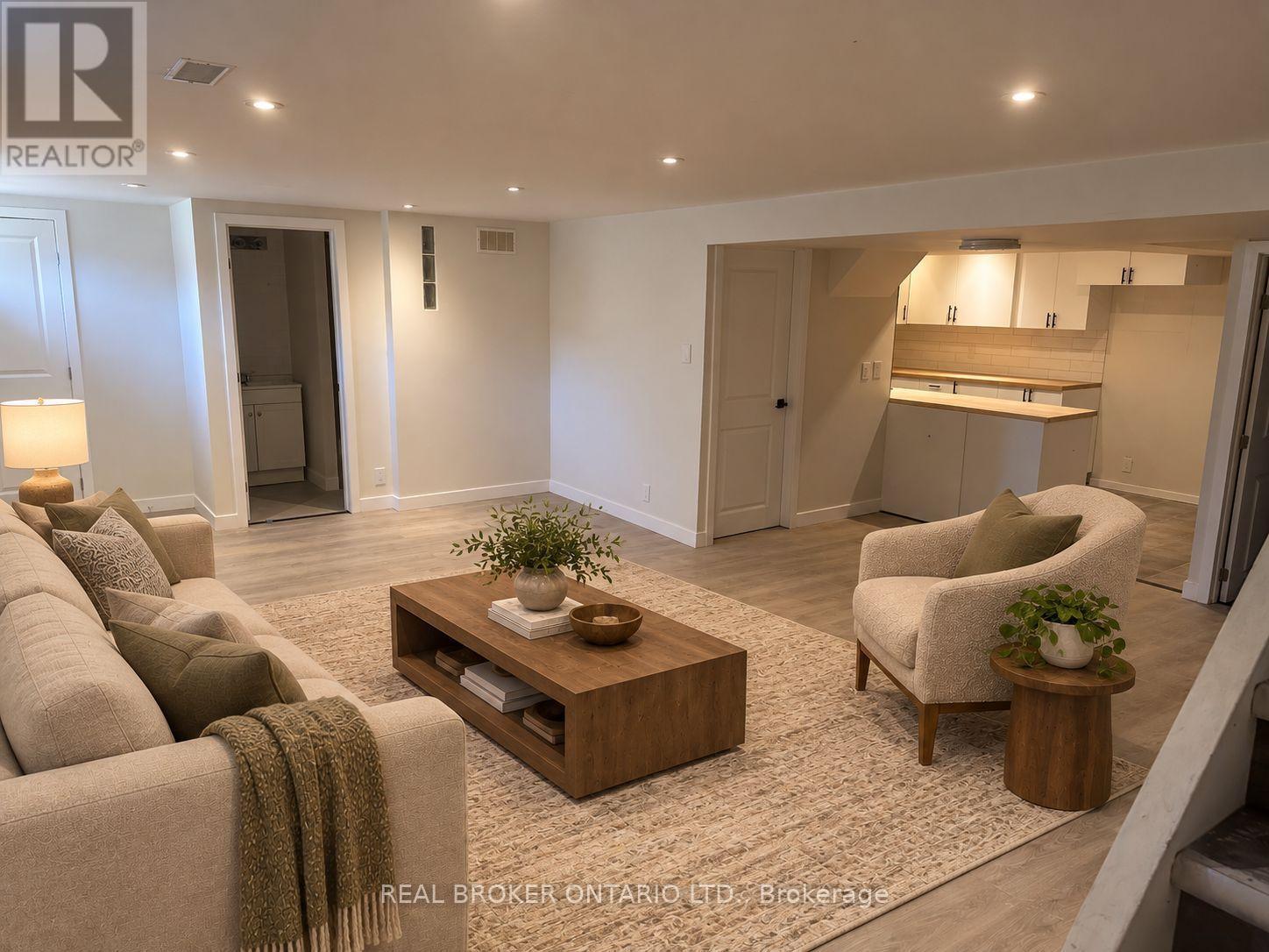 B - 28 Leeming Drive, Ottawa, Ontario  K2H 5P7 - Photo 6 - X14113122