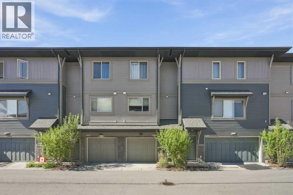 1604, 32 Horseshoe Crescent