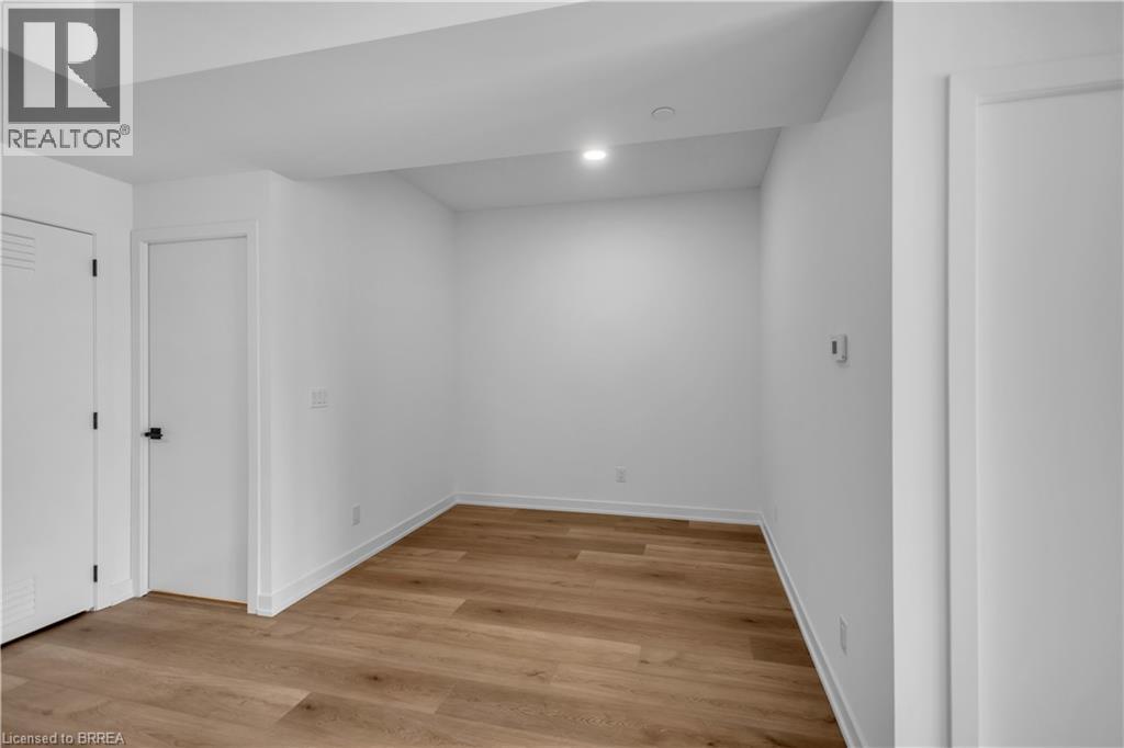 33 Erie Avenue Unit# 1505, Brantford, Ontario  N3S 0K7 - Photo 11 - 40873600
