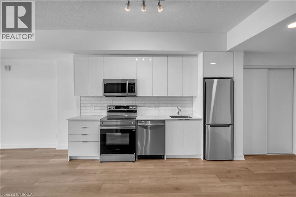 33 Erie Avenue Unit# 1505, Brantford, Ontario  N3S 0K7 - Photo 8 - 40873600