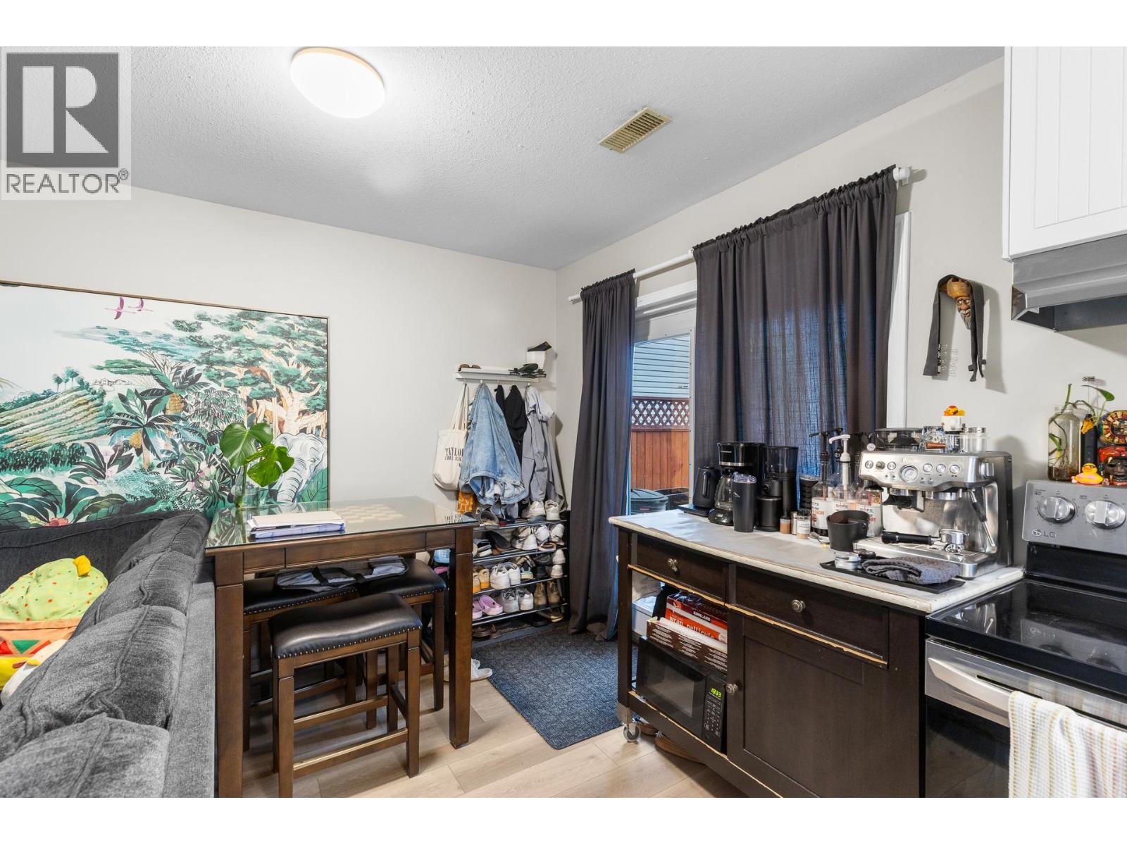 142 Applebrooke Crescent, Kelowna, British Columbia  V1V 1W4 - Photo 34 - 10404323
