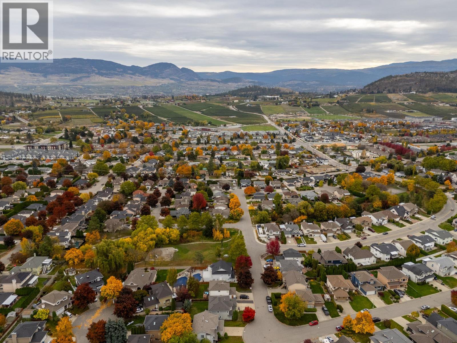 142 Applebrooke Crescent, Kelowna, British Columbia  V1V 1W4 - Photo 67 - 10404323