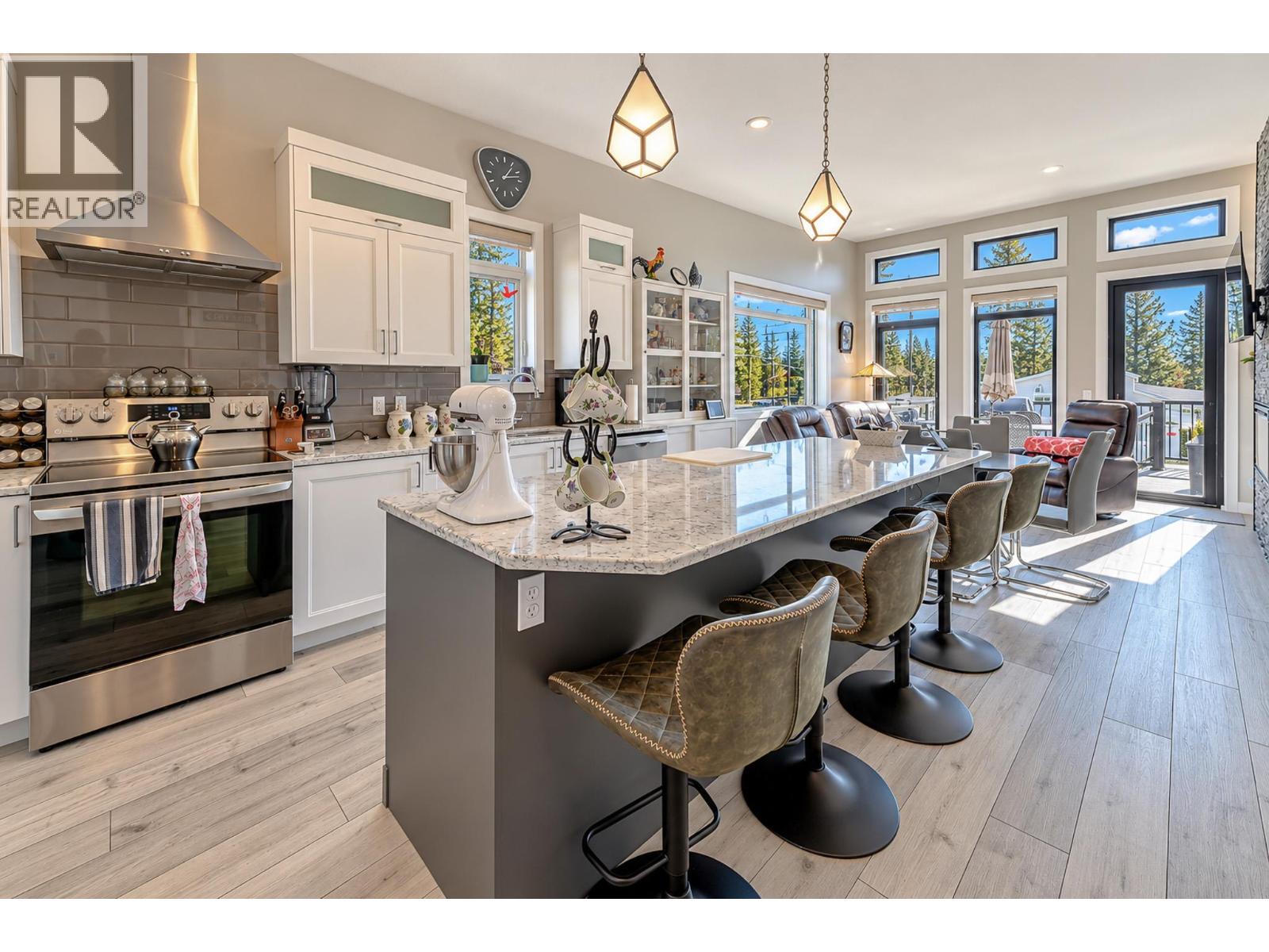 4978 Ponderosa Crescent