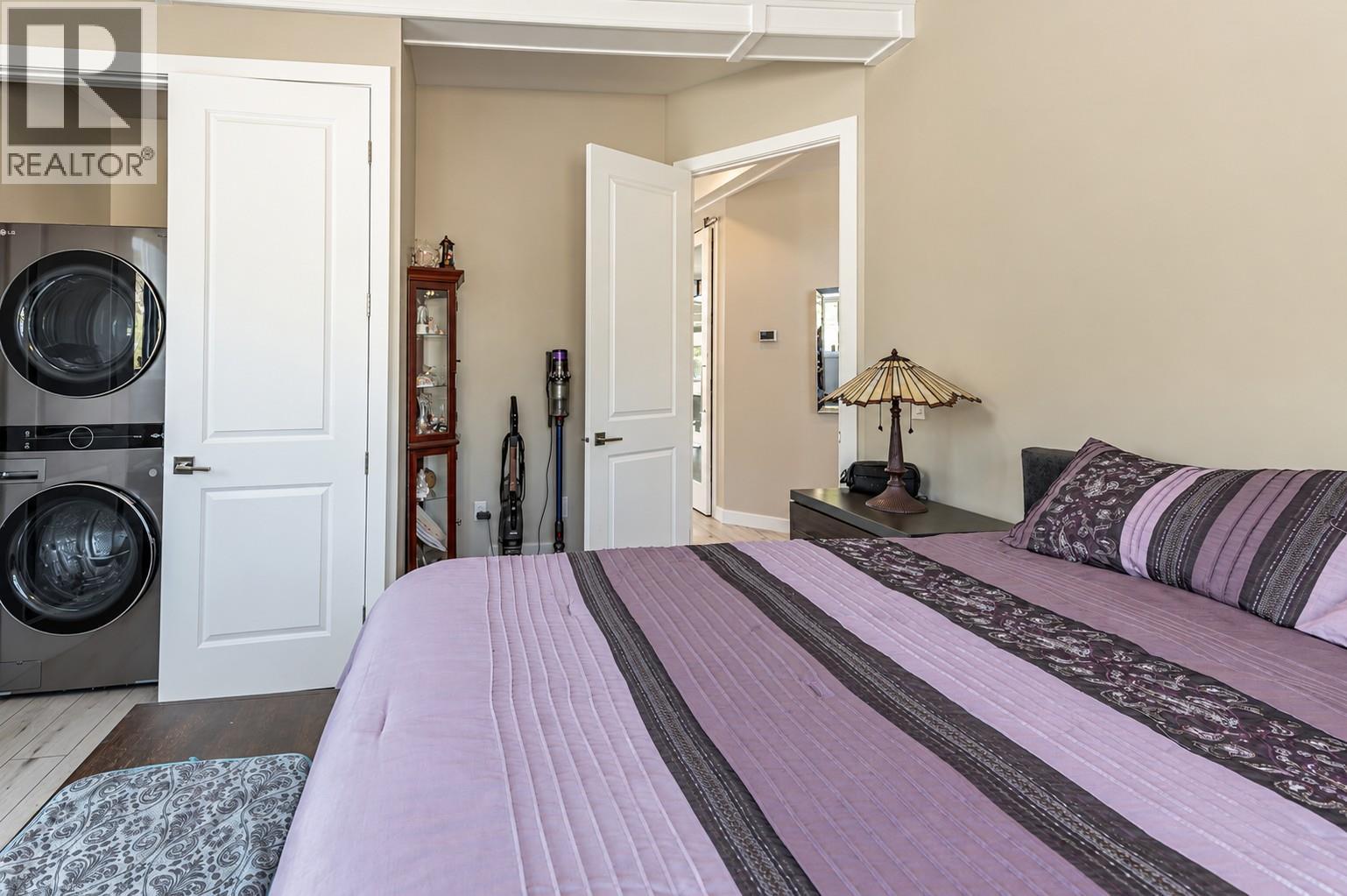 4978 Ponderosa Crescent