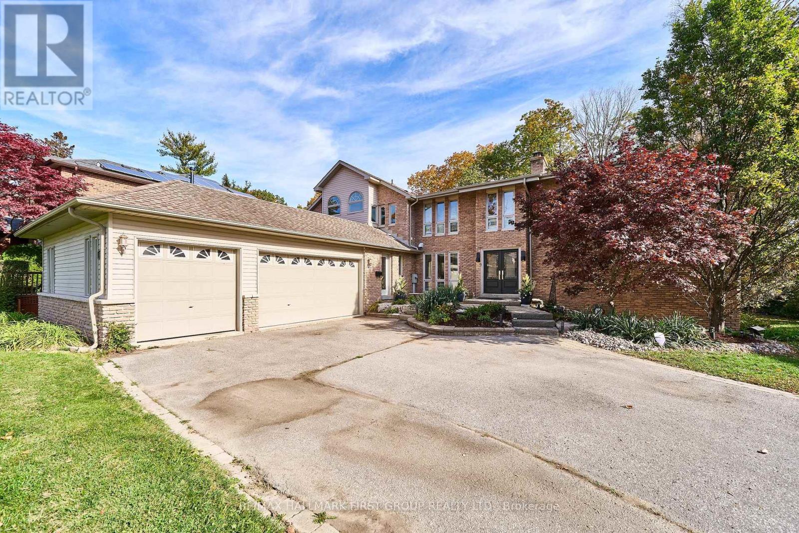 515 Oakwood Drive, Pickering, Ontario  L1W 2M8 - Photo 2 - E14113132