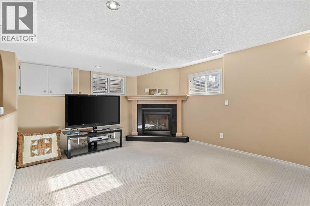 24 Signature Point SW