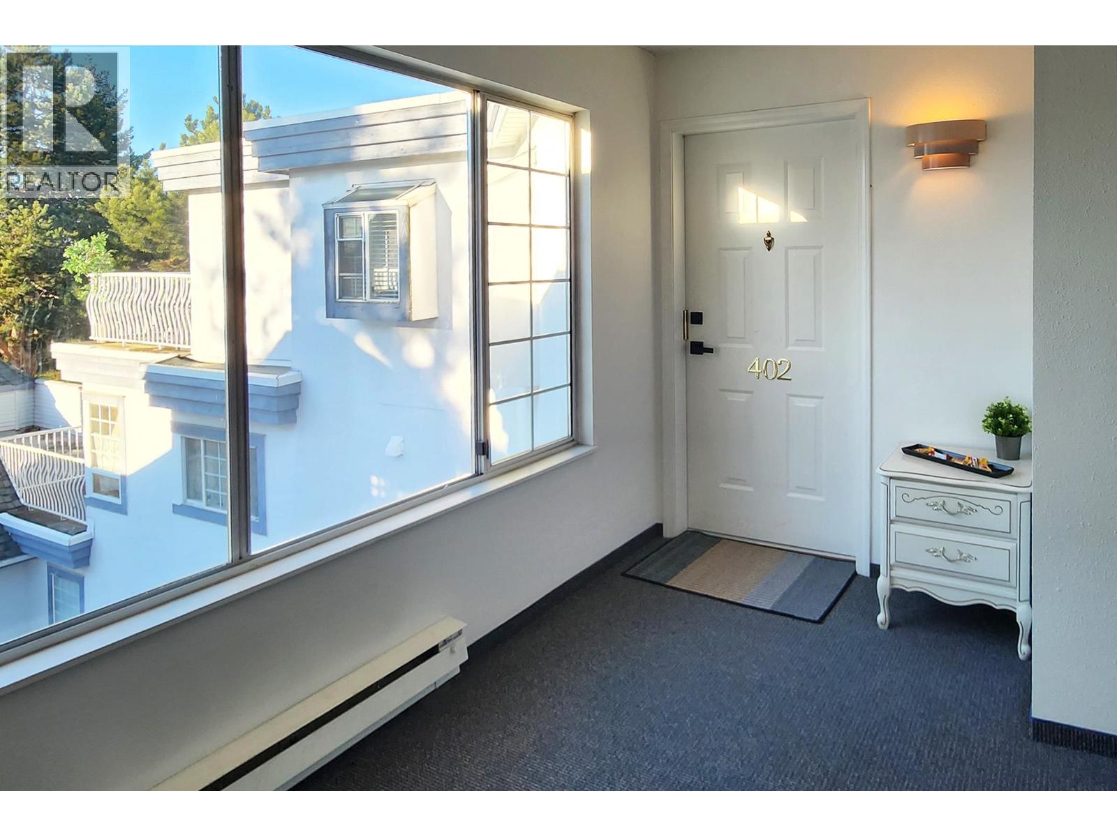402 8772 SW MARINE DRIVE