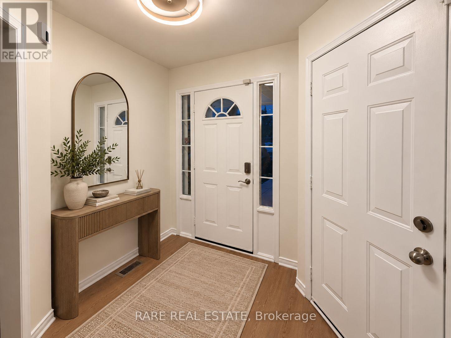 1045 Corrie Street, Innisfil, Ontario  L9S 1T7 - Photo 4 - N14113124