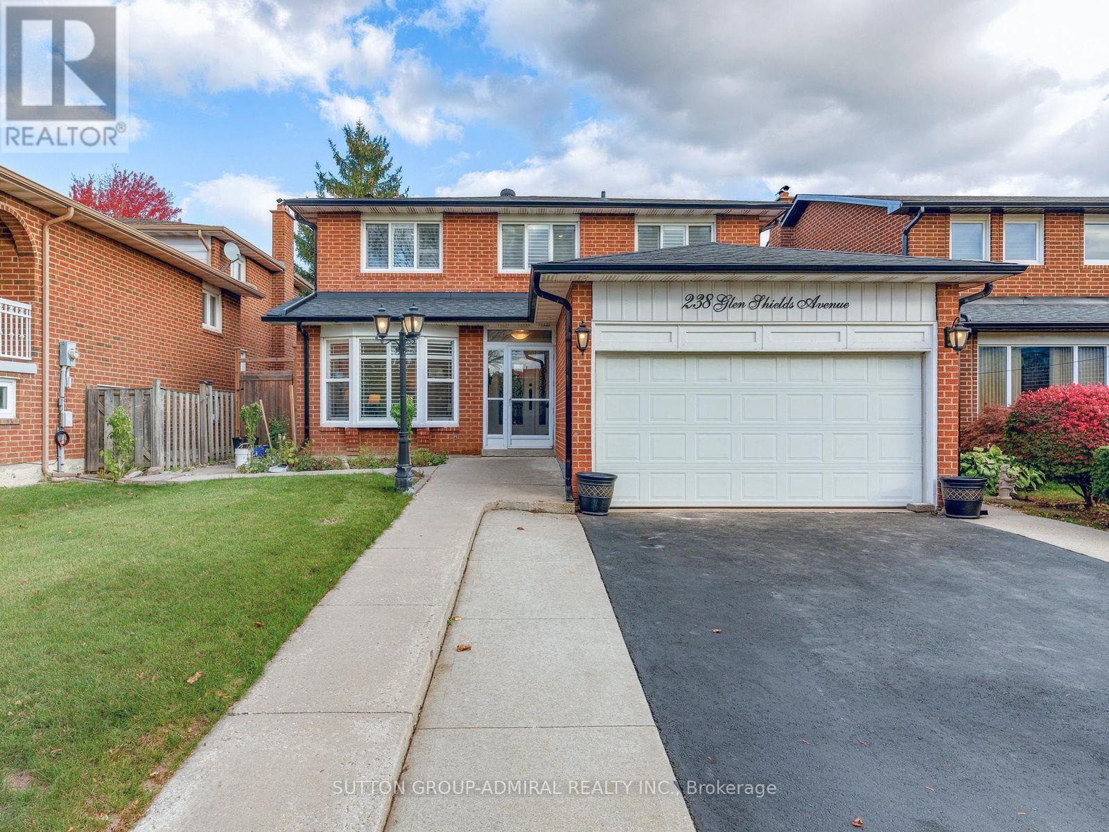 238 GLEN SHIELDS AVENUE, Vaughan, Ontario