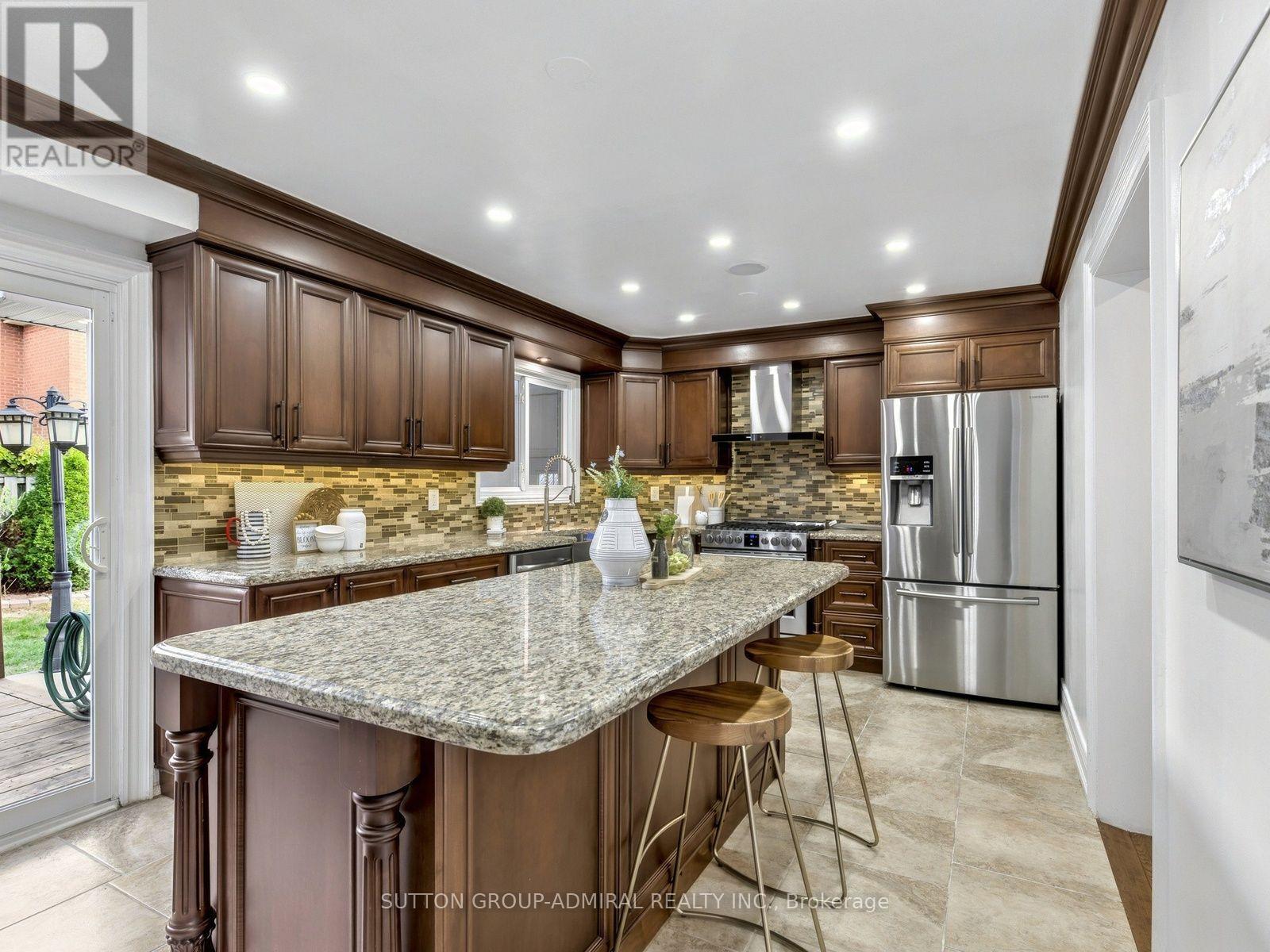 238 Glen Shields Avenue, Vaughan, Ontario  L4K 1T9 - Photo 14 - N14113138