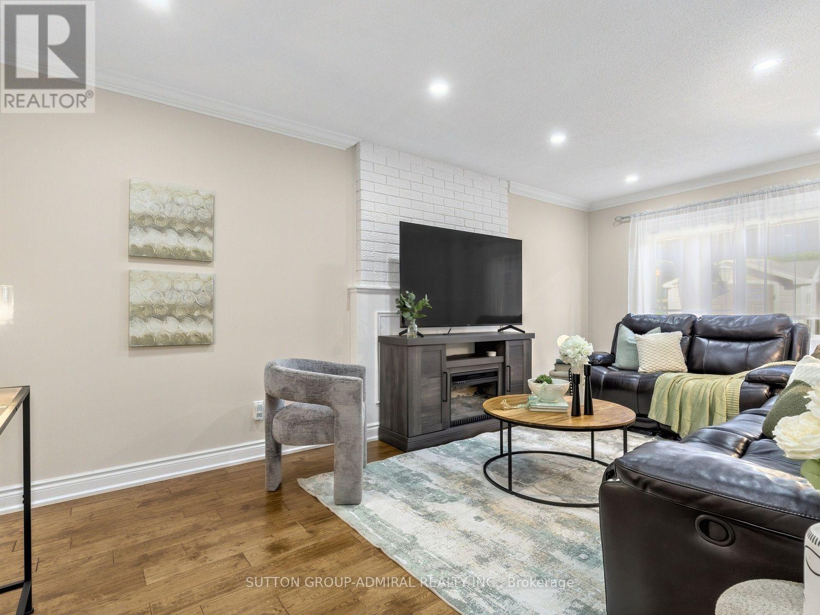 238 Glen Shields Avenue, Vaughan, Ontario  L4K 1T9 - Photo 9 - N14113138