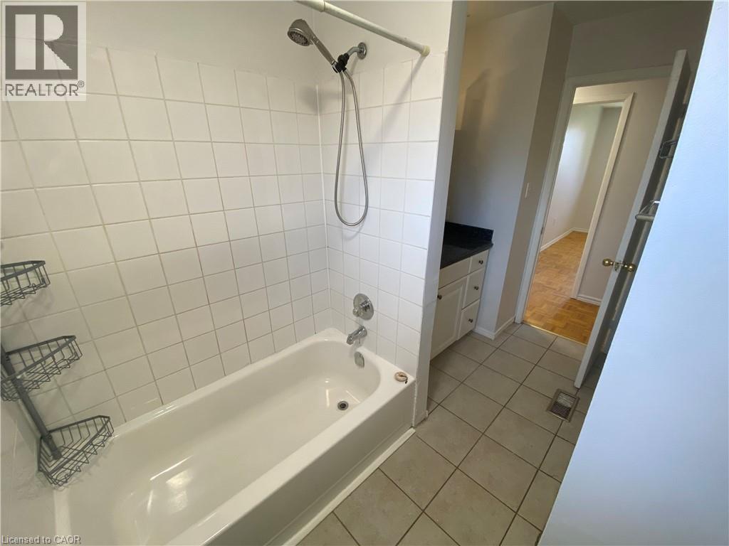 100 Quigley Road Unit# 96, Hamilton, Ontario  L8K 6J1 - Photo 17 - 40873773
