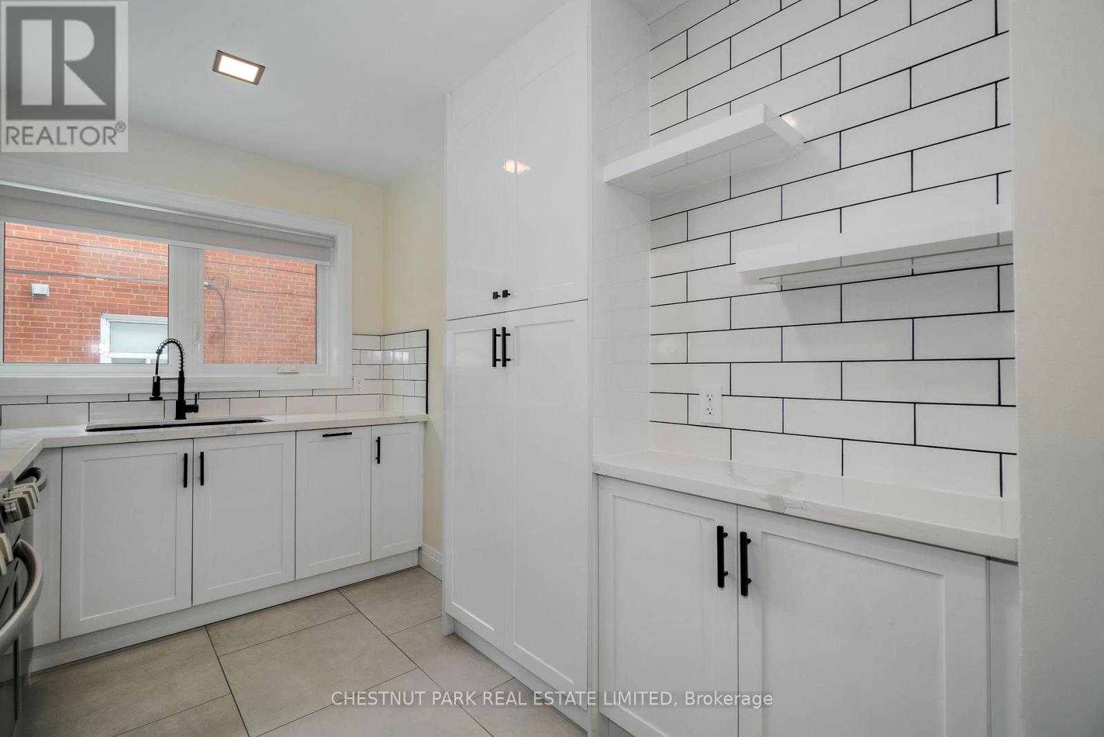 3 - 38 Penhurst Avenue, Toronto, Ontario  M8Y 3A8 - Photo 14 - W14113104