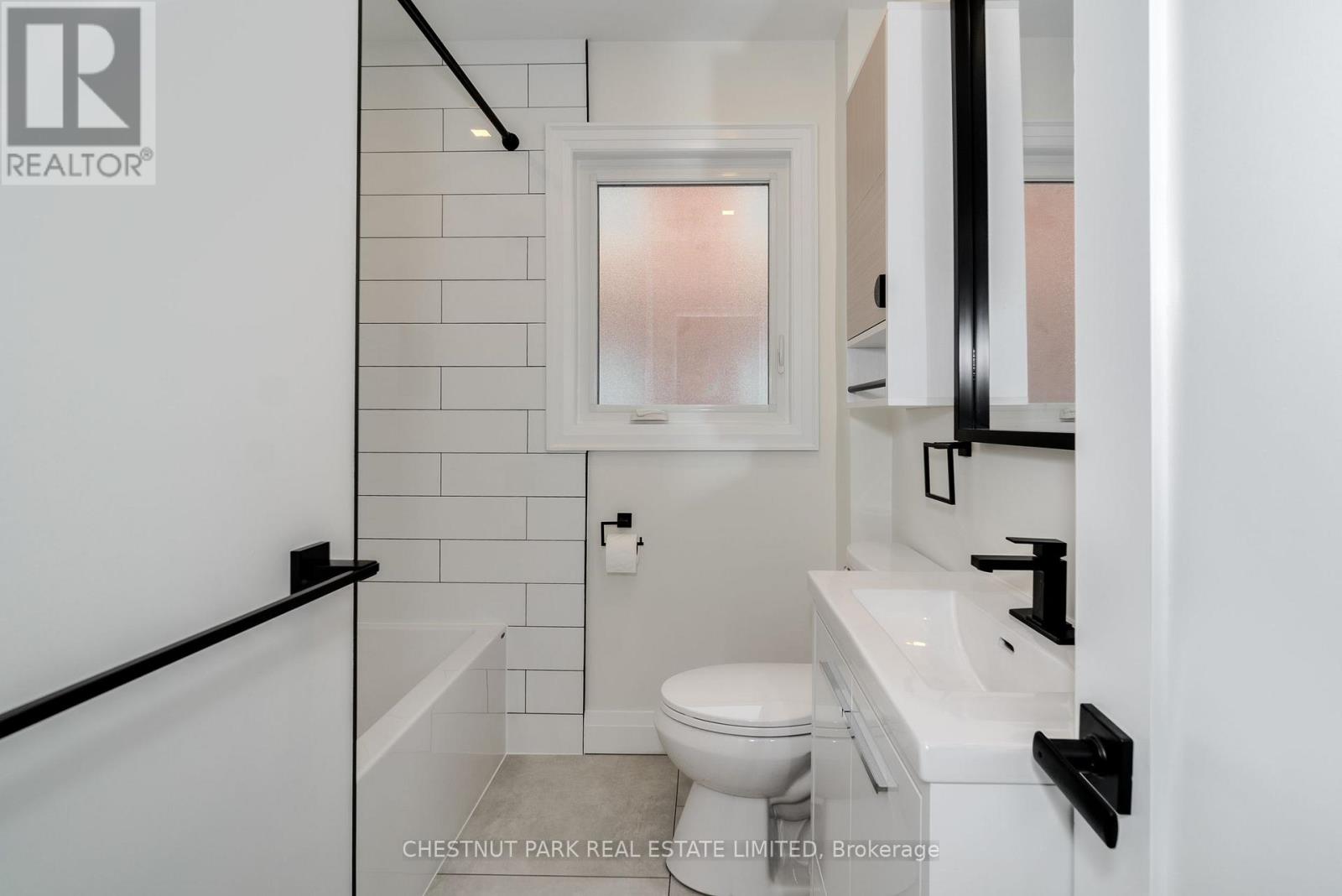 3 - 38 Penhurst Avenue, Toronto, Ontario  M8Y 3A8 - Photo 21 - W14113104