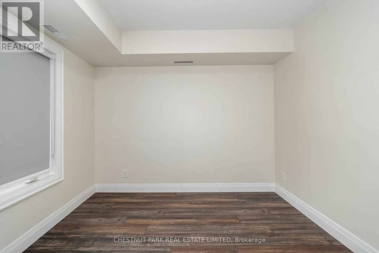 3 - 38 Penhurst Avenue, Toronto, Ontario  M8Y 3A8 - Photo 26 - W14113104