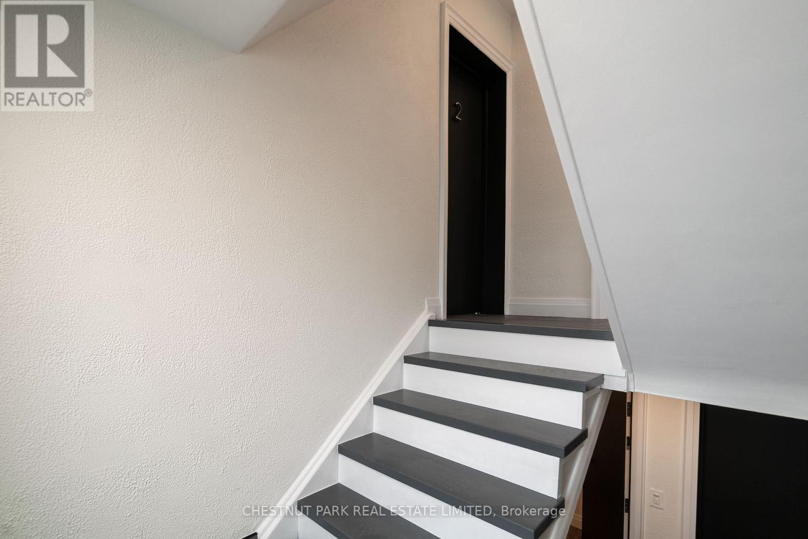 3 - 38 Penhurst Avenue, Toronto, Ontario  M8Y 3A8 - Photo 32 - W14113104