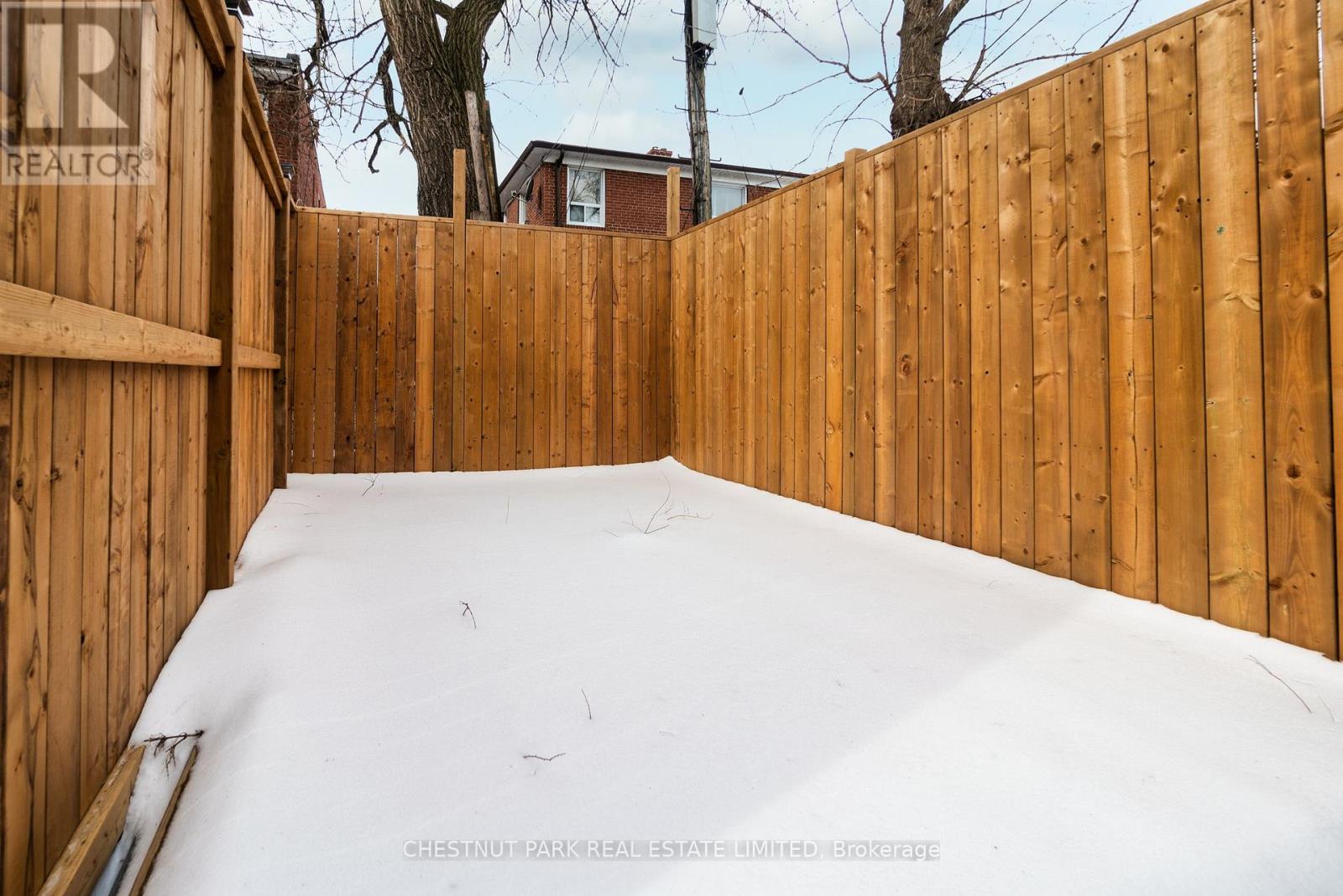 3 - 38 Penhurst Avenue, Toronto, Ontario  M8Y 3A8 - Photo 37 - W14113104