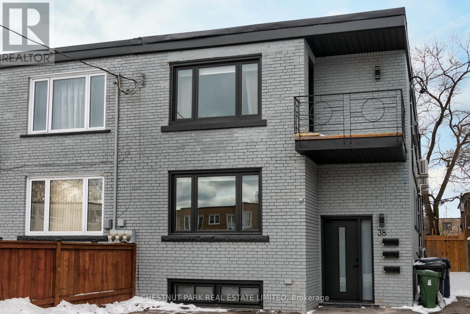 3 - 38 Penhurst Avenue, Toronto, Ontario  M8Y 3A8 - Photo 38 - W14113104