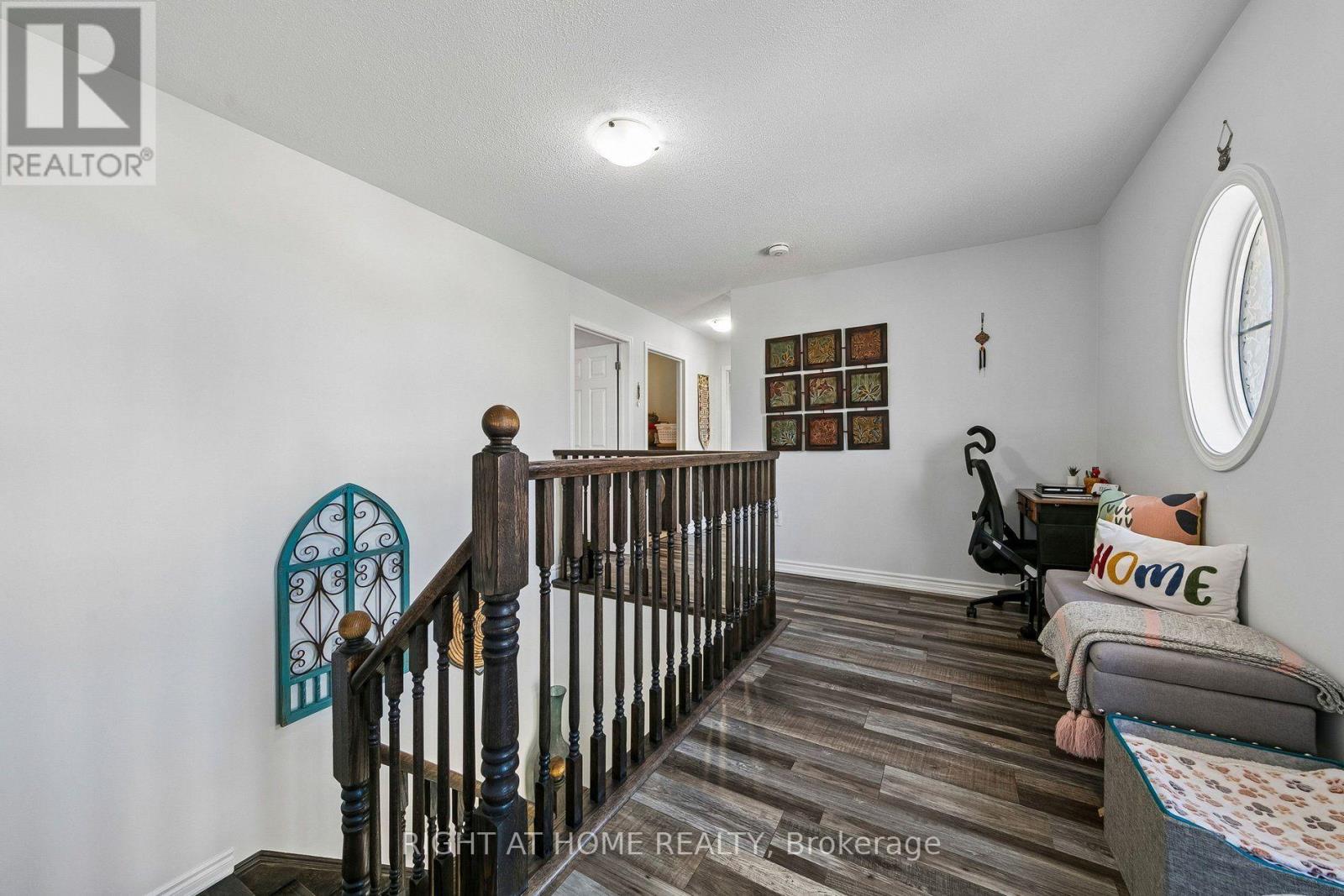313 Gillett Point, Milton, Ontario  L9E 1C6 - Photo 35 - W14113114
