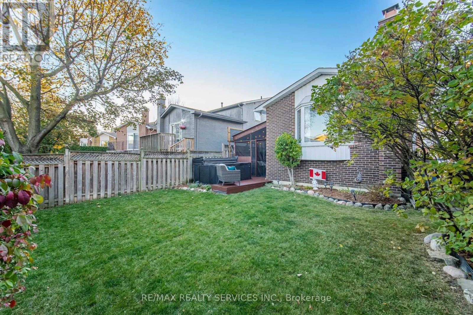 47 Lindridge Avenue, Brampton, Ontario  L6S 3W8 - Photo 35 - W14113156