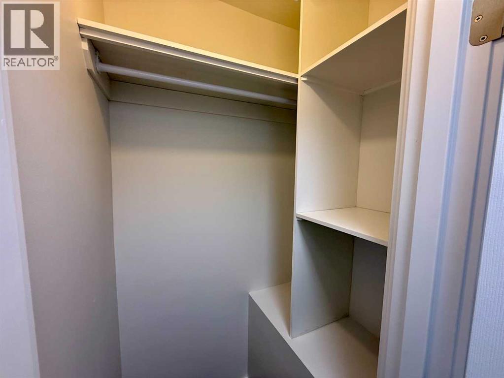4839 52 Avenue