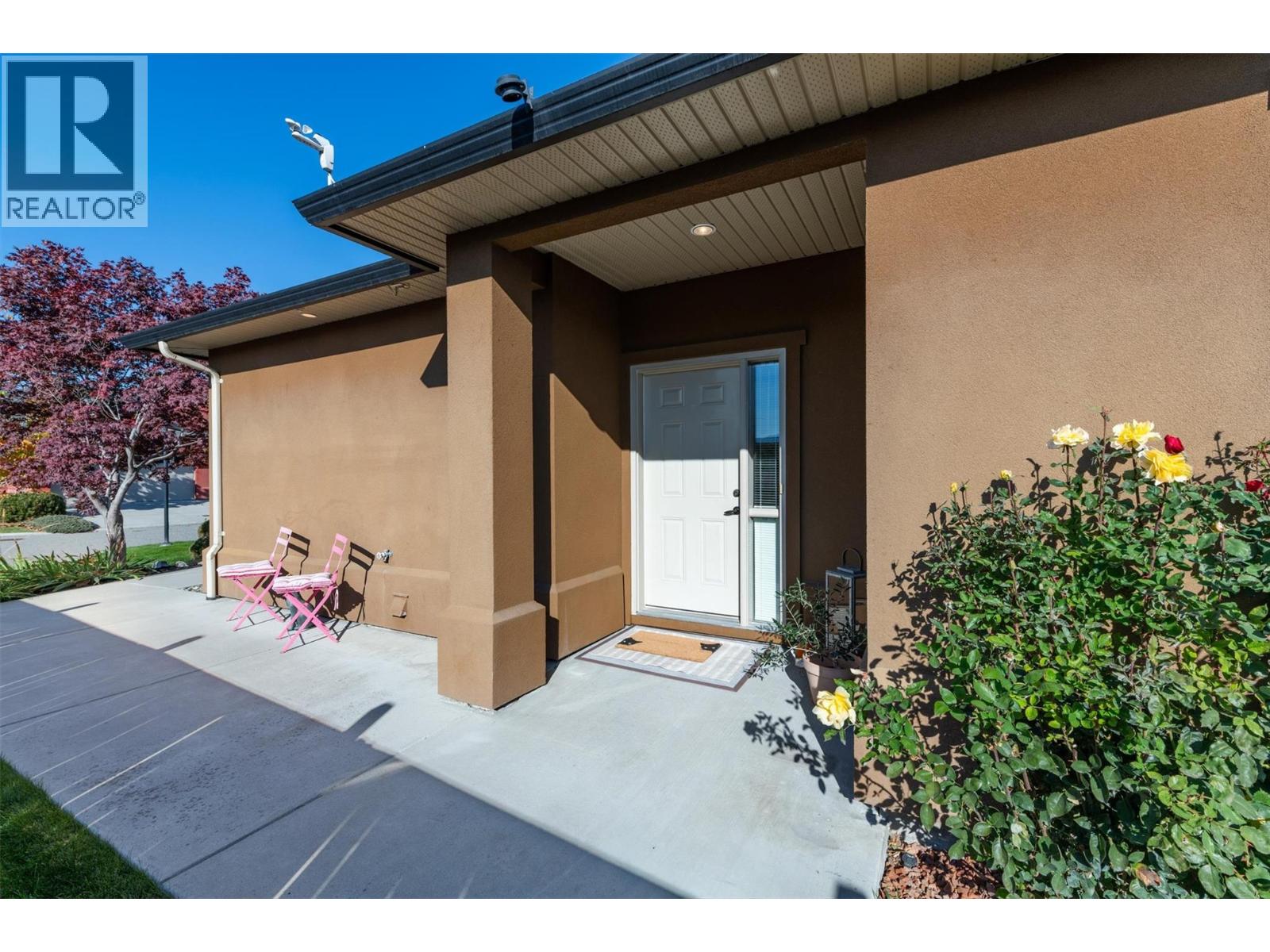 3843 Sonoma Pines Drive, Westbank, British Columbia  V4T 2Z5 - Photo 3 - 10403859