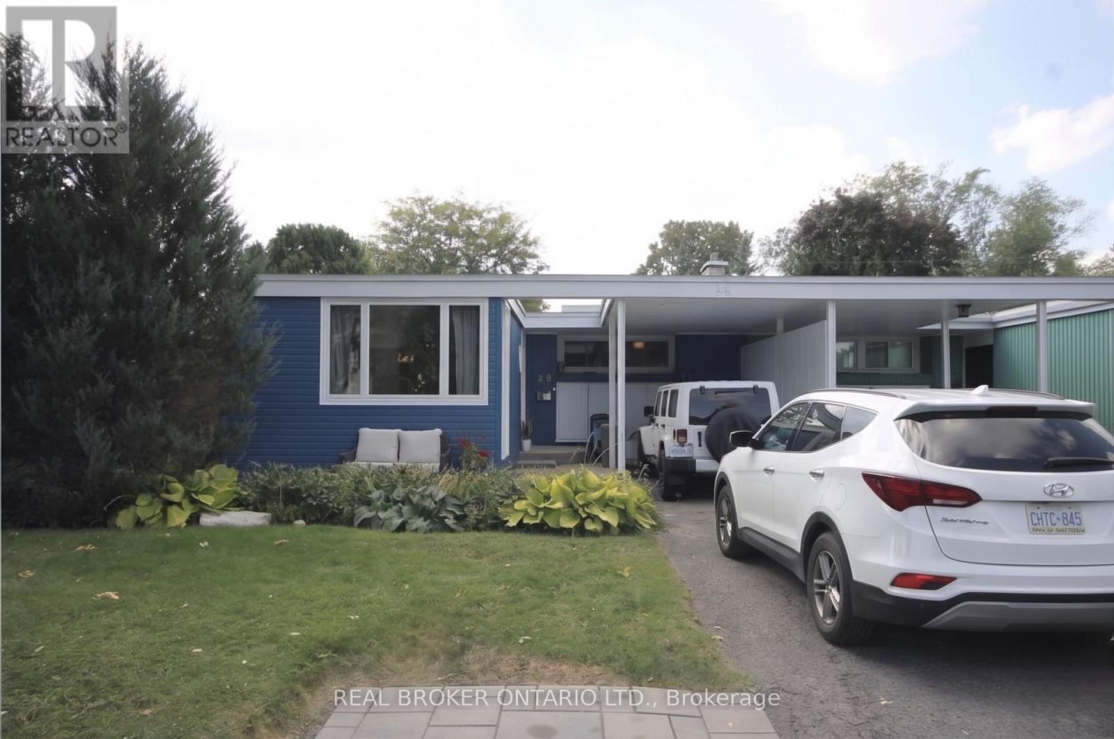 1 - 28 Leeming Drive, Ottawa, Ontario