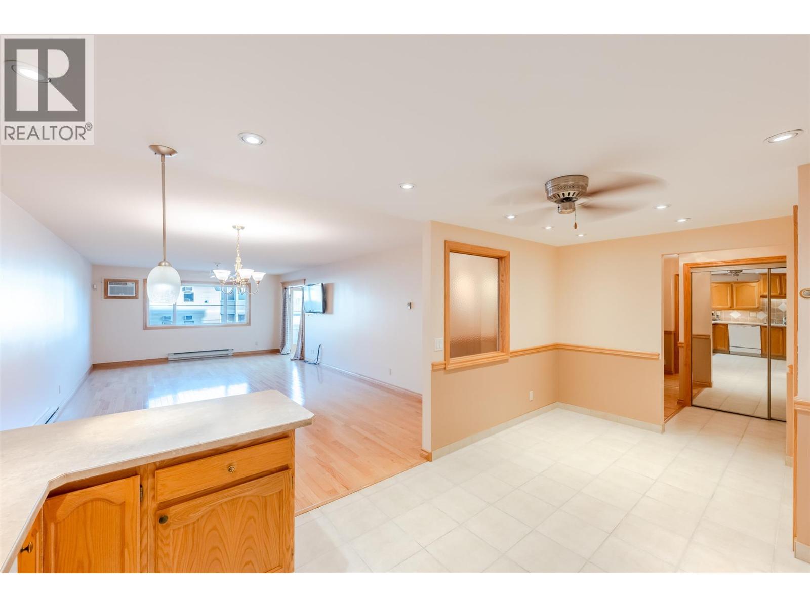 195 Warren Avenue W Unit# 204, Penticton, British Columbia  V2A 3N1 - Photo 22 - 10404427