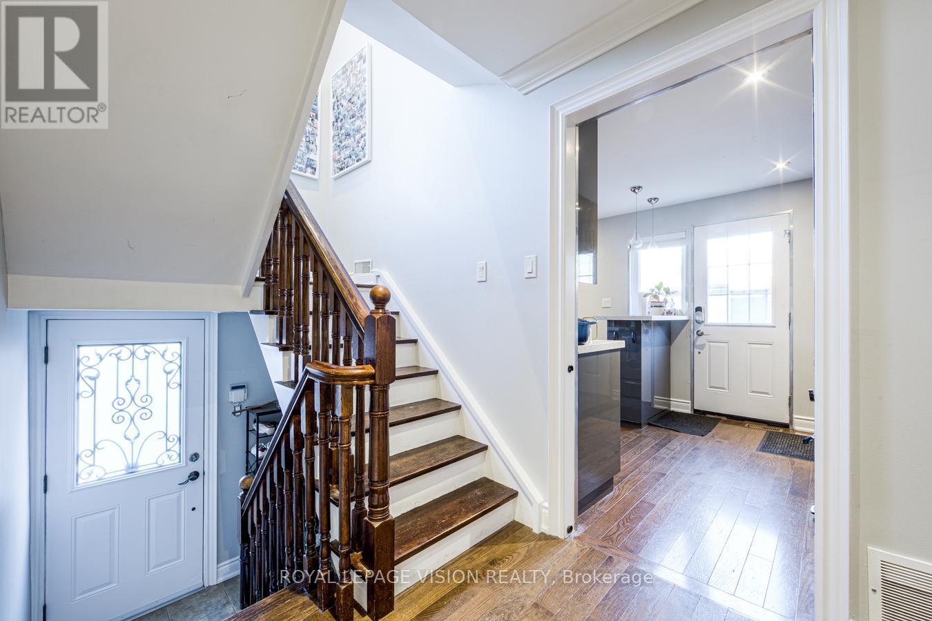 445 Shaw Street, Toronto, Ontario  M6J 2X4 - Photo 14 - C14113250