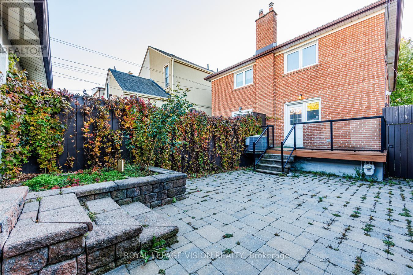 445 Shaw Street, Toronto, Ontario  M6J 2X4 - Photo 27 - C14113250