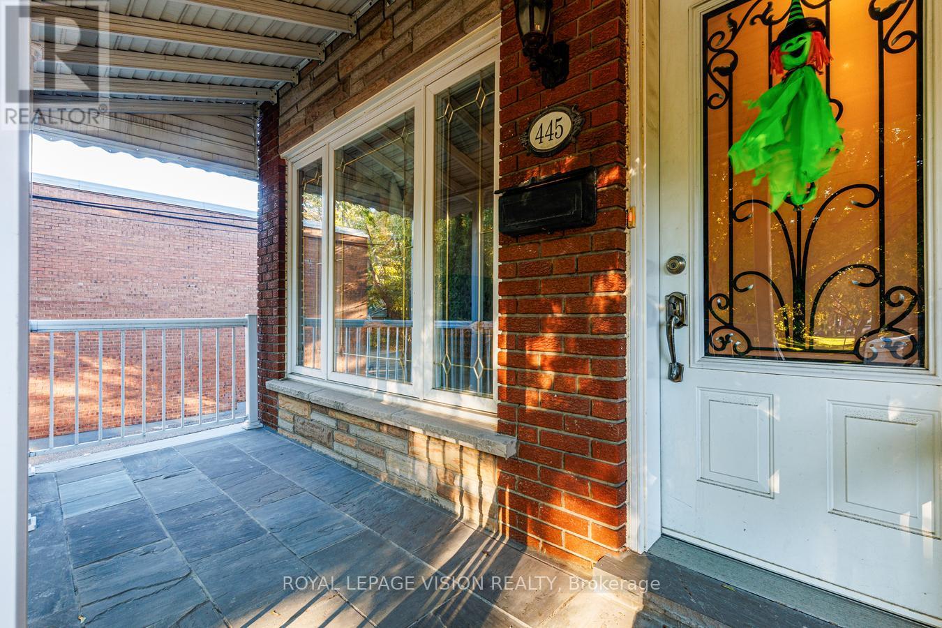 445 Shaw Street, Toronto, Ontario  M6J 2X4 - Photo 3 - C14113250
