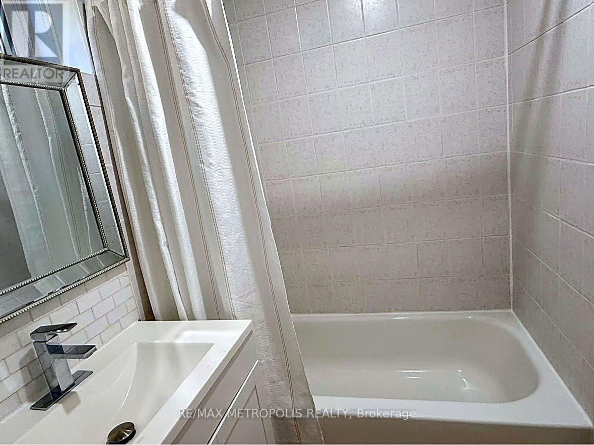 Bsmt - 1128 A Glen Eden Court, Pickering, Ontario  L1V 6N8 - Photo 3 - E14113264