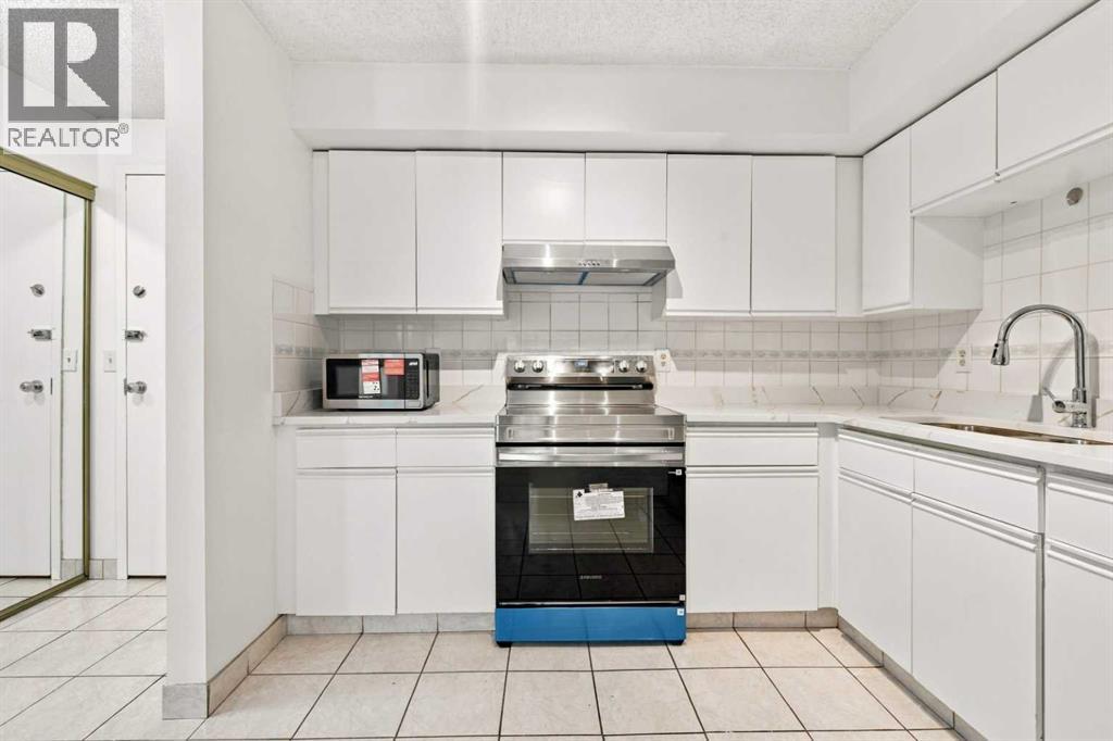 404, 128 2 Avenue SE, Calgary, Alberta  T2G 5J5 - Photo 6 - A2354447