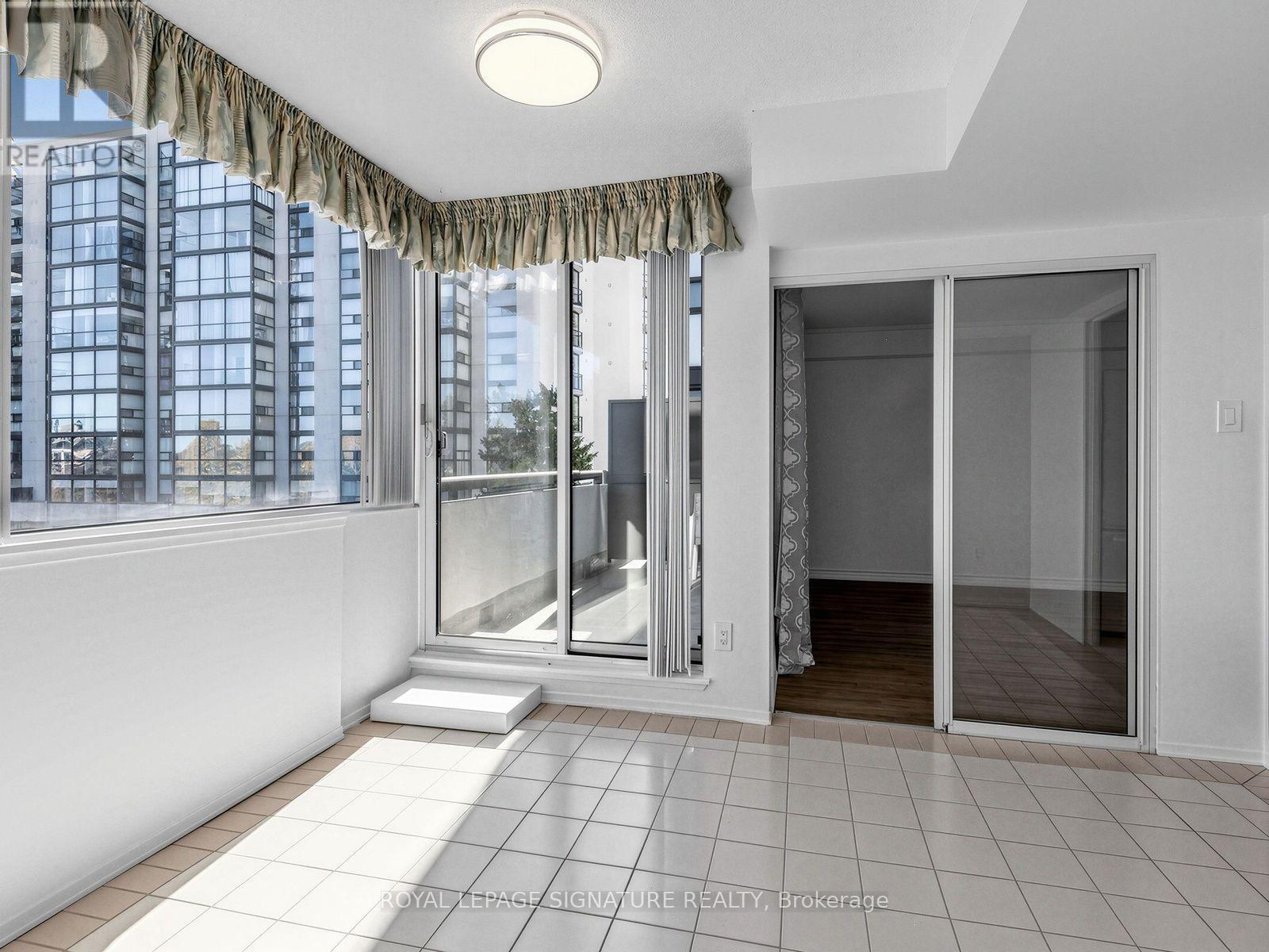 303 - 20 Harding Boulevard W, Richmond Hill, Ontario  L4C 9S4 - Photo 23 - N14113206