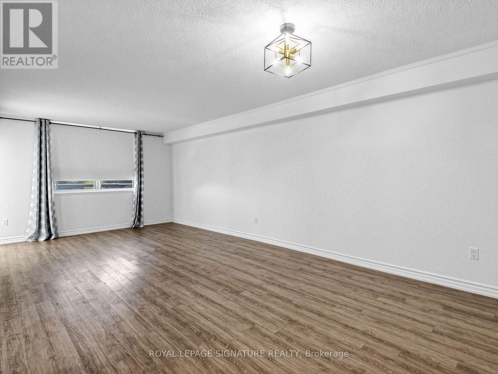 303 - 20 Harding Boulevard W, Richmond Hill, Ontario  L4C 9S4 - Photo 4 - N14113206