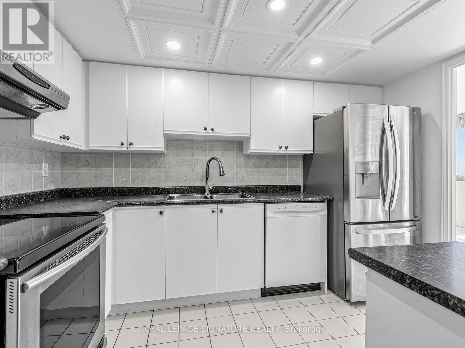 303 - 20 Harding Boulevard W, Richmond Hill, Ontario  L4C 9S4 - Photo 9 - N14113206