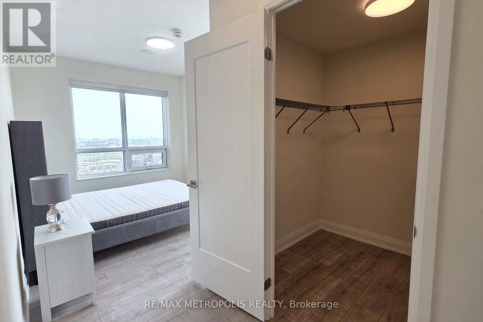 3505 - 8 Water Walk Drive, Markham (Unionville), Ontario  L3R 6L4 - Photo 14 - N14113234