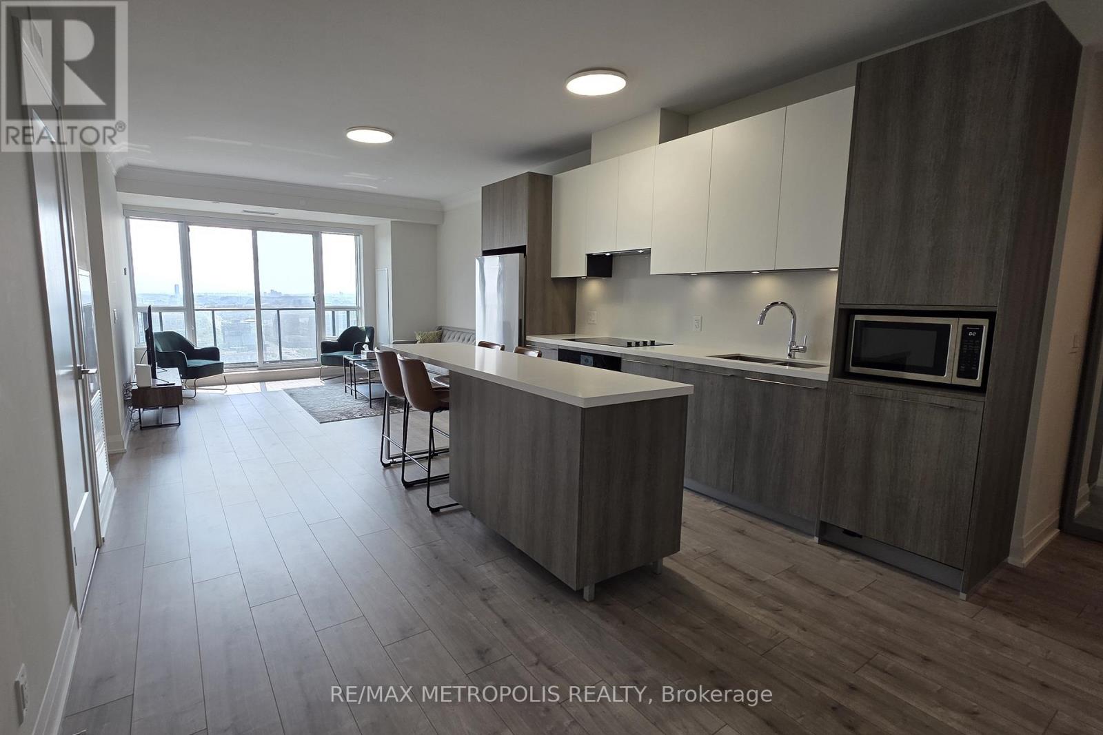 3505 - 8 Water Walk Drive, Markham (Unionville), Ontario  L3R 6L4 - Photo 3 - N14113234