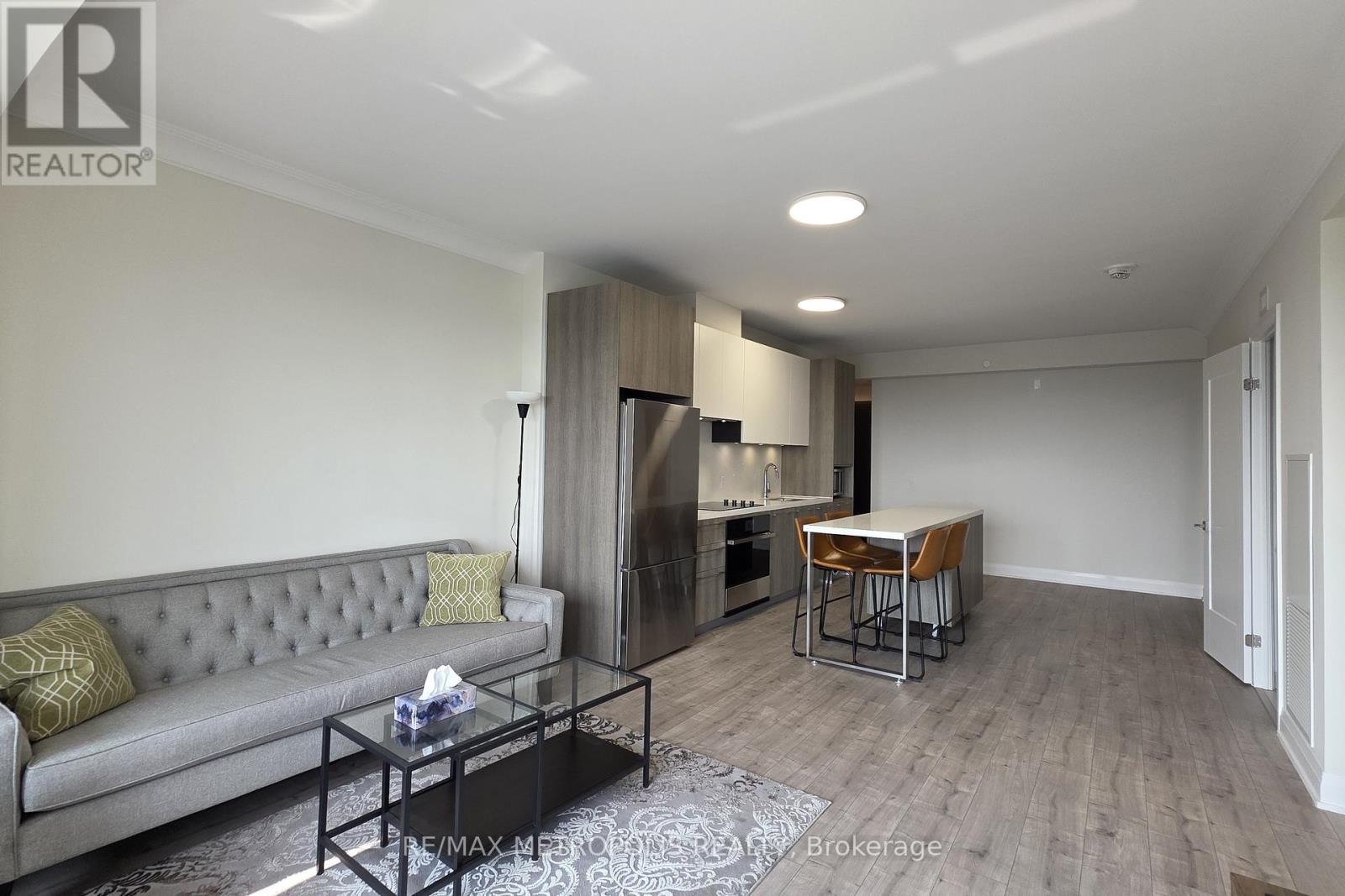 3505 - 8 Water Walk Drive, Markham (Unionville), Ontario  L3R 6L4 - Photo 5 - N14113234