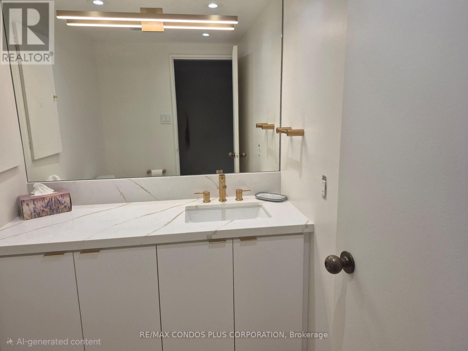 2302 - 65 Harbour Square, Toronto, Ontario  M5J 2L4 - Photo 21 - C14108648