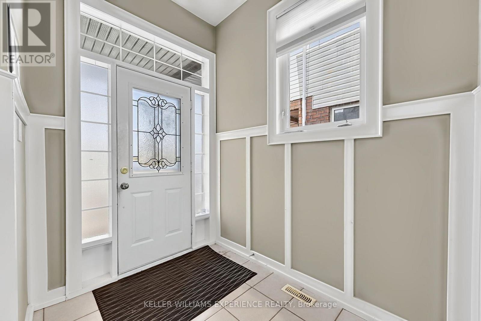 177 Professor Day Drive, Bradford West Gwillimbury, Ontario  L3Z 2Z1 - Photo 5 - N14105456