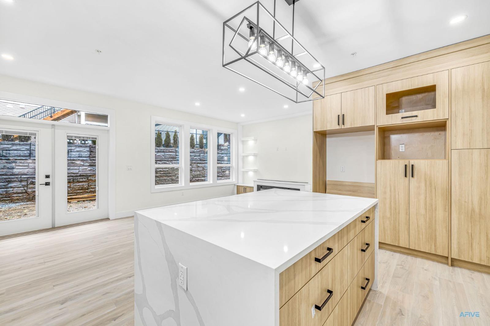 33975 Barker Court, Mission, British Columbia  V2V 6B2 - Photo 15 - R3177518