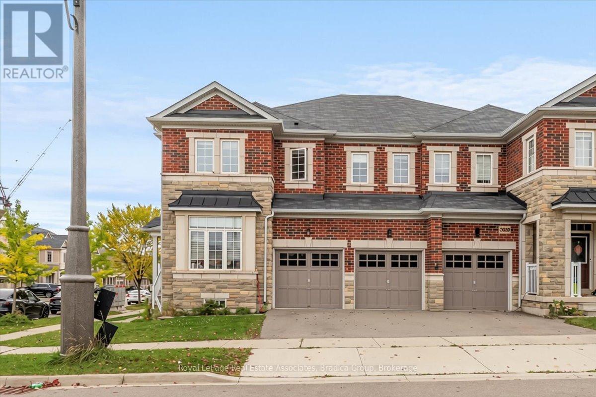 449 George Ryan Avenue, Oakville, Ontario  L6H 0S3 - Photo 2 - W14113194