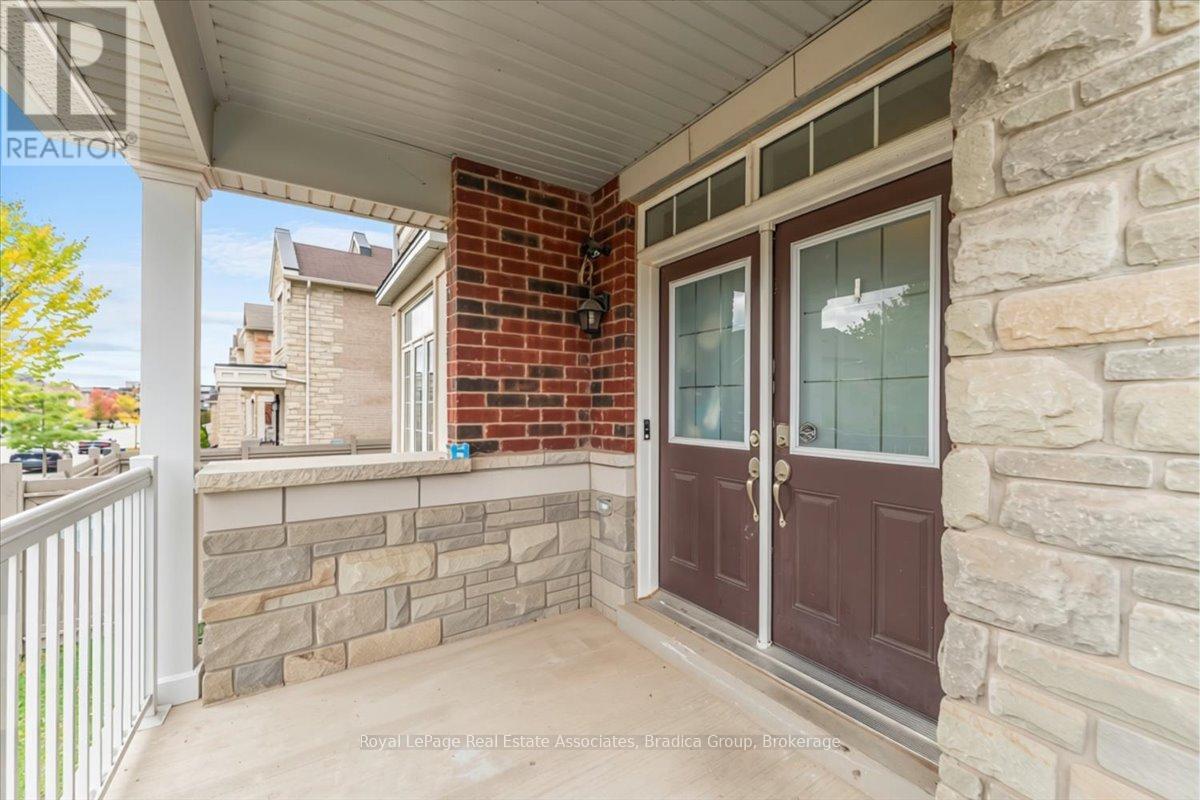 449 George Ryan Avenue, Oakville, Ontario  L6H 0S3 - Photo 4 - W14113194